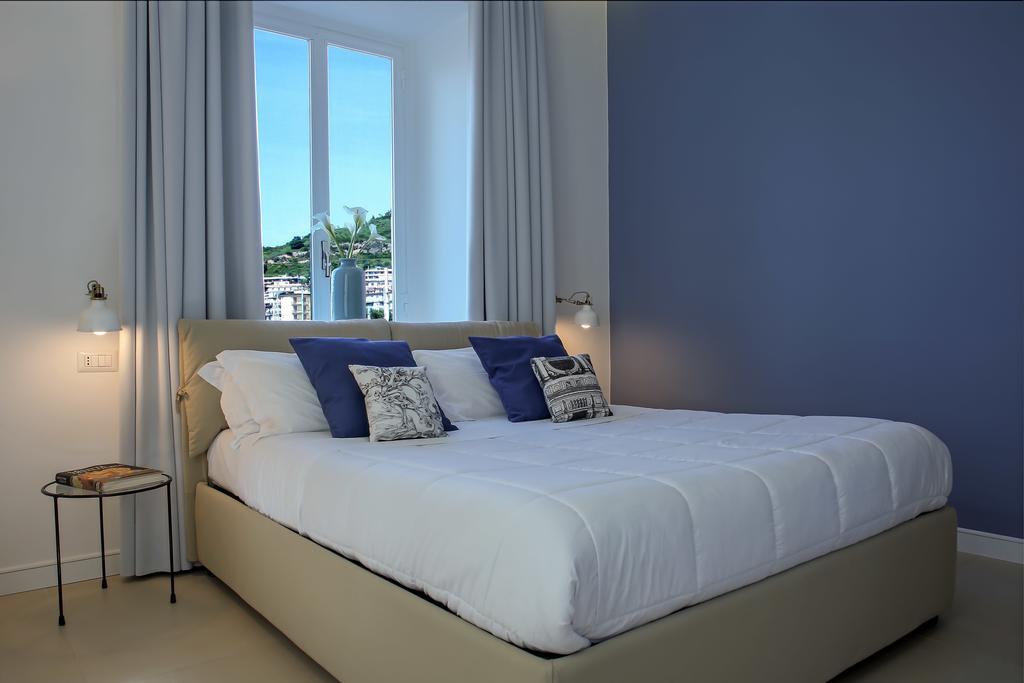 Starhost - Petit B&B Salerno Eksteriør bilde